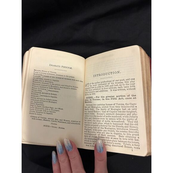 Antique Leather Bound Volume of Shakespeare 1920's Vintage - Picture 12 of 15